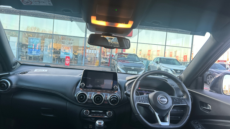 Nissan Juke 1.0 DiG-T 114 N-Connecta 5dr Petrol Hatchback